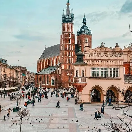 Riverside & Old Town Апартаменты