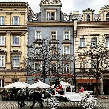 Riverside & Old Town Апартаменты